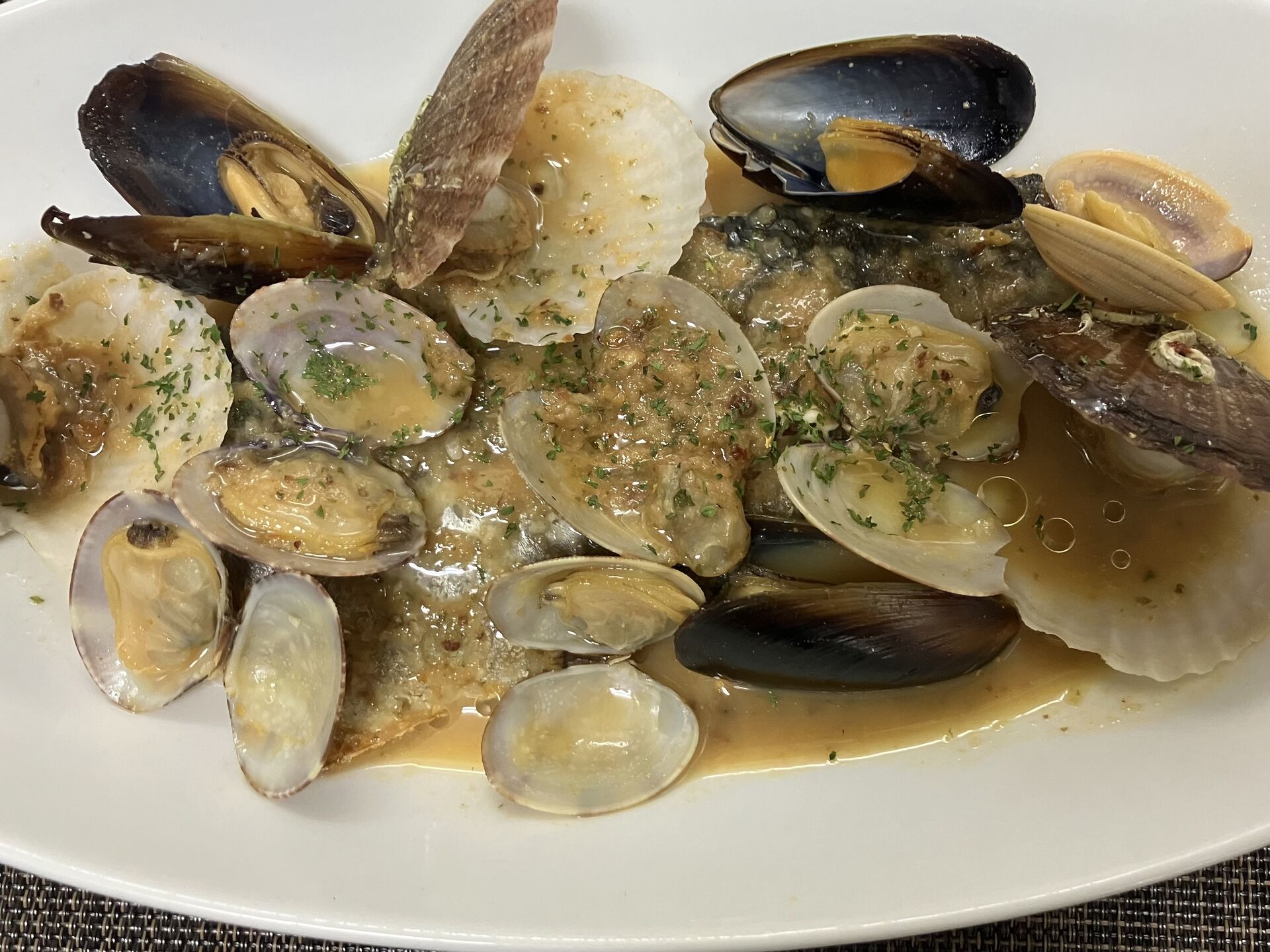 板橋グルメなレストラン！スペイン料理とワインで乾杯！
