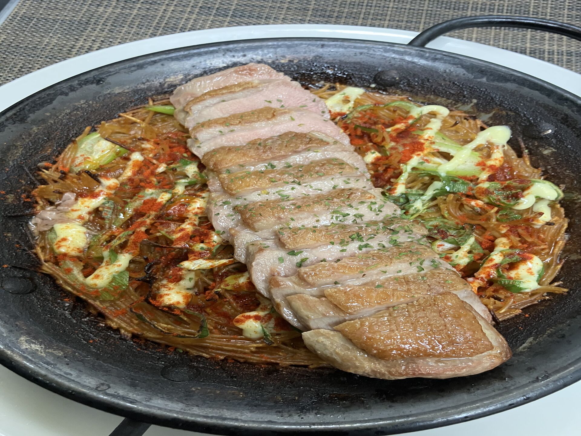 板橋でスペイン料理！本格パエリアでグルメ気分！